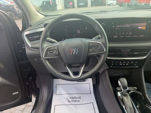 Used 2025 Buick Encore GX Avenir w/ Avenir Convenience Package AWD/4WD image 13