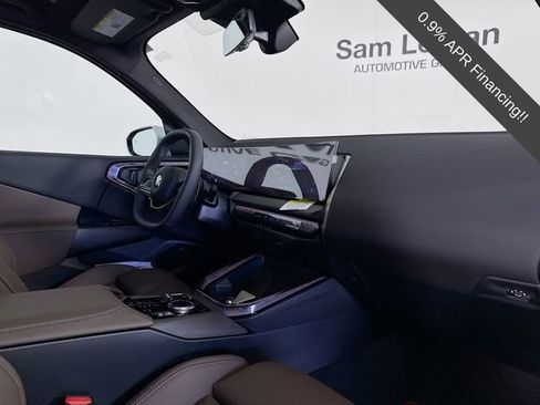 Used 2025 BMW X3 xDrive30i w/ Premium Package image 30