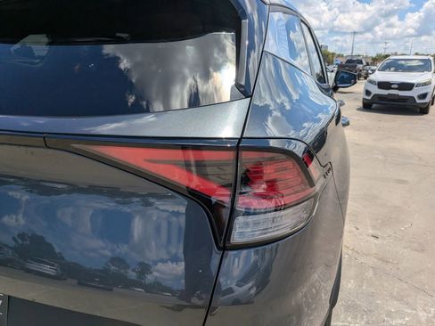 Certified 2023 Kia Sportage EX FWD image 11