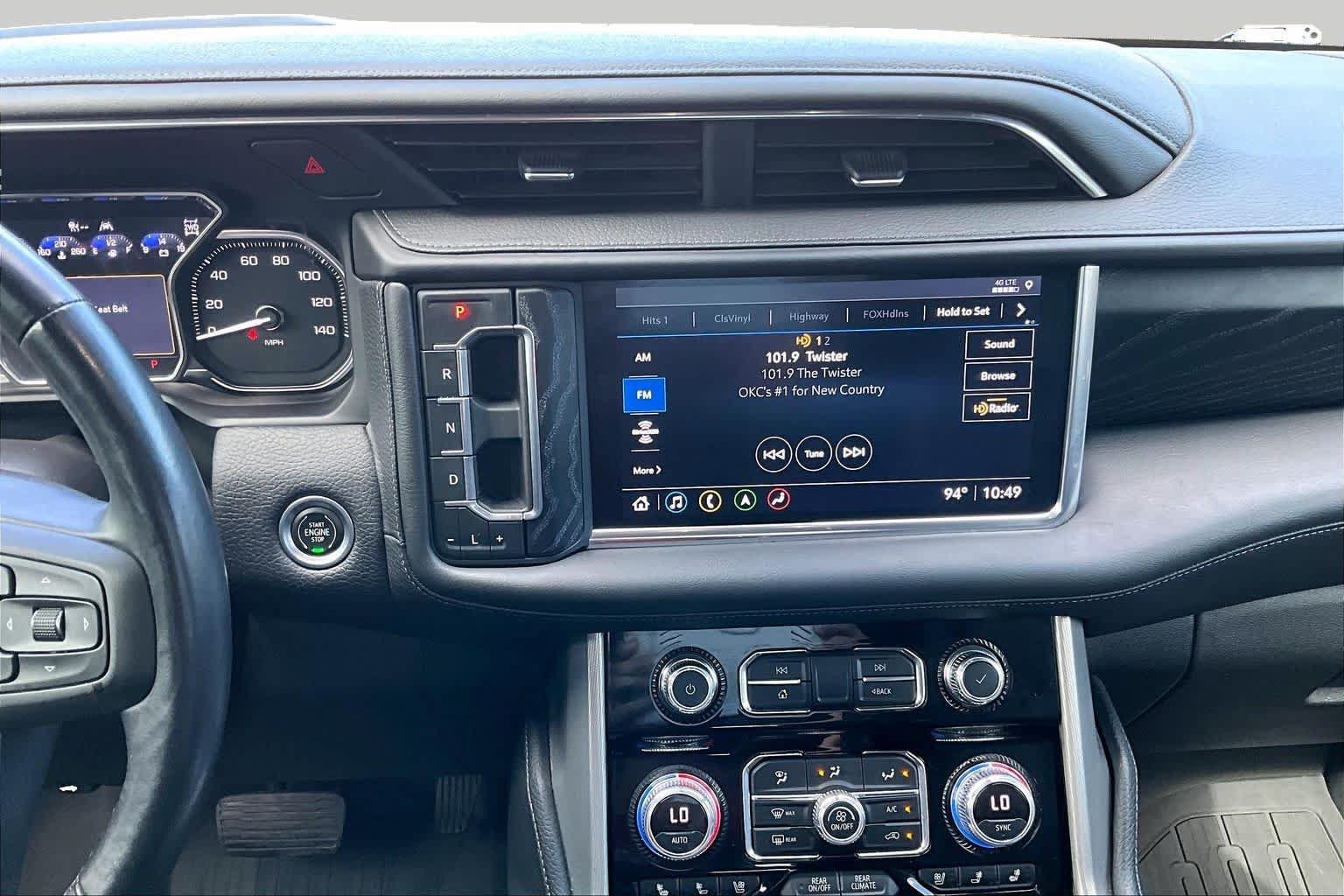 Used 2021 GMC Yukon Denali w/ Denali Ultimate Package AWD/4WD image 7