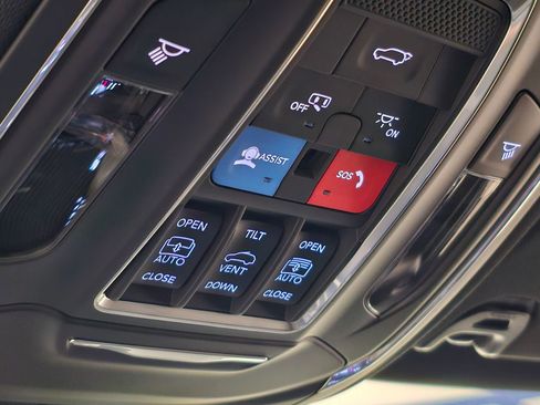 New 2026 Jeep Grand Wagoneer L Limited AWD/4WD image 34
