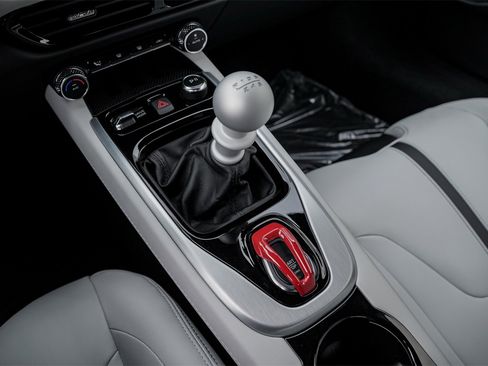 New 2025 Lotus Emira image 30