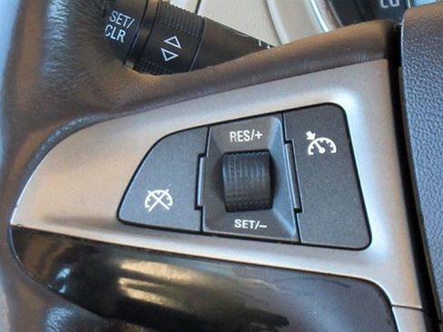 Used 2011 Buick LaCrosse CXS FWD image 19