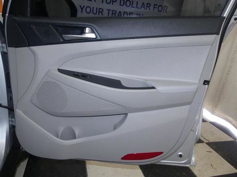 Used 2019 Hyundai Tucson Value image 24