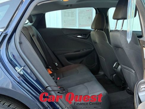 Used 2016 Chevrolet Malibu LT FWD image 15