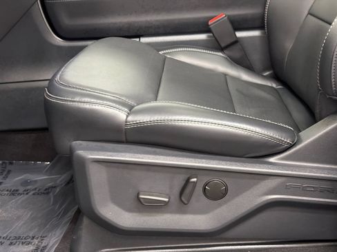 Used 2026 Ford Expedition Platinum w/ Stealth Appearance Package AWD/4WD image 17