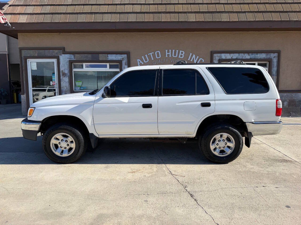 Used 2000 Toyota 4Runner 2WD w/ Upgrade Value Pkg 1 image 7
