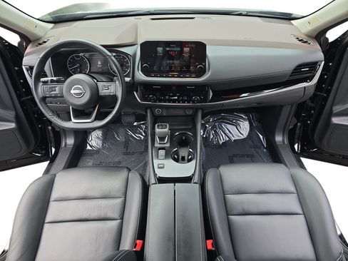 Certified 2023 Nissan Rogue SL w/ SL Premium Package FWD image 9