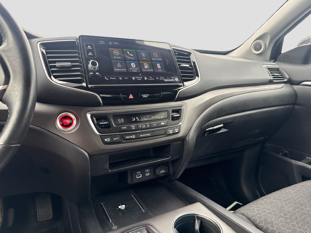 Used 2025 Honda Ridgeline Sport image 14