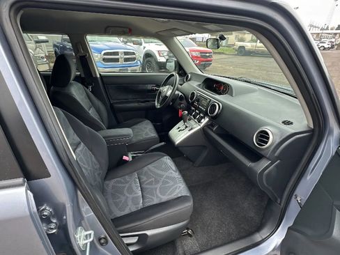 Used 2012 Scion xB image 13