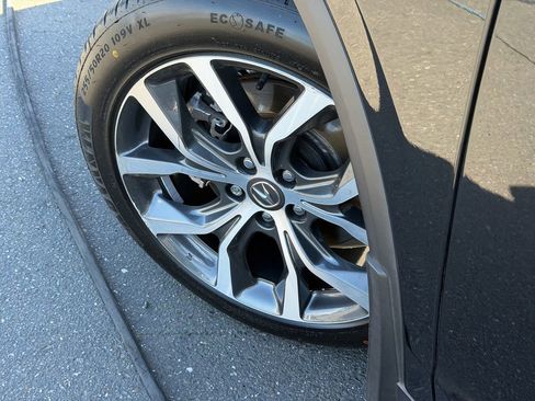 Certified 2022 Acura MDX FWD w/ Technology Package image 9