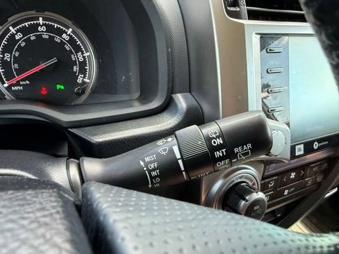 Used 2023 Toyota 4Runner Limited AWD/4WD image 32