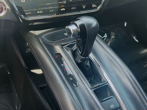 Certified 2022 Honda HR-V EX image 15