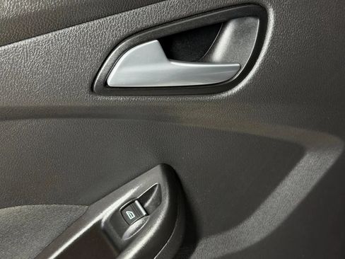 Used 2018 Ford Focus ST FWD image 17