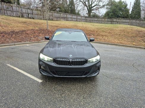 Used 2023 BMW 330i Sedan w/ Premium Package image 2