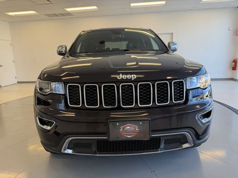 Used 2020 Jeep Grand Cherokee Limited image 2