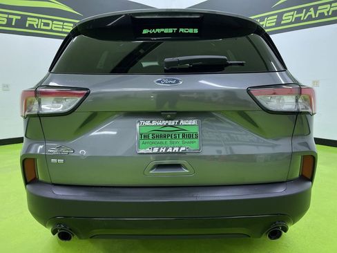 Used 2021 Ford Escape SE w/ SE Sport Appearance Package image 8