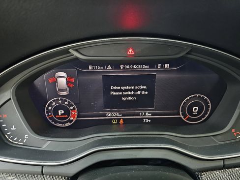 Used 2018 Audi SQ5 Prestige w/ Prestige Package image 32