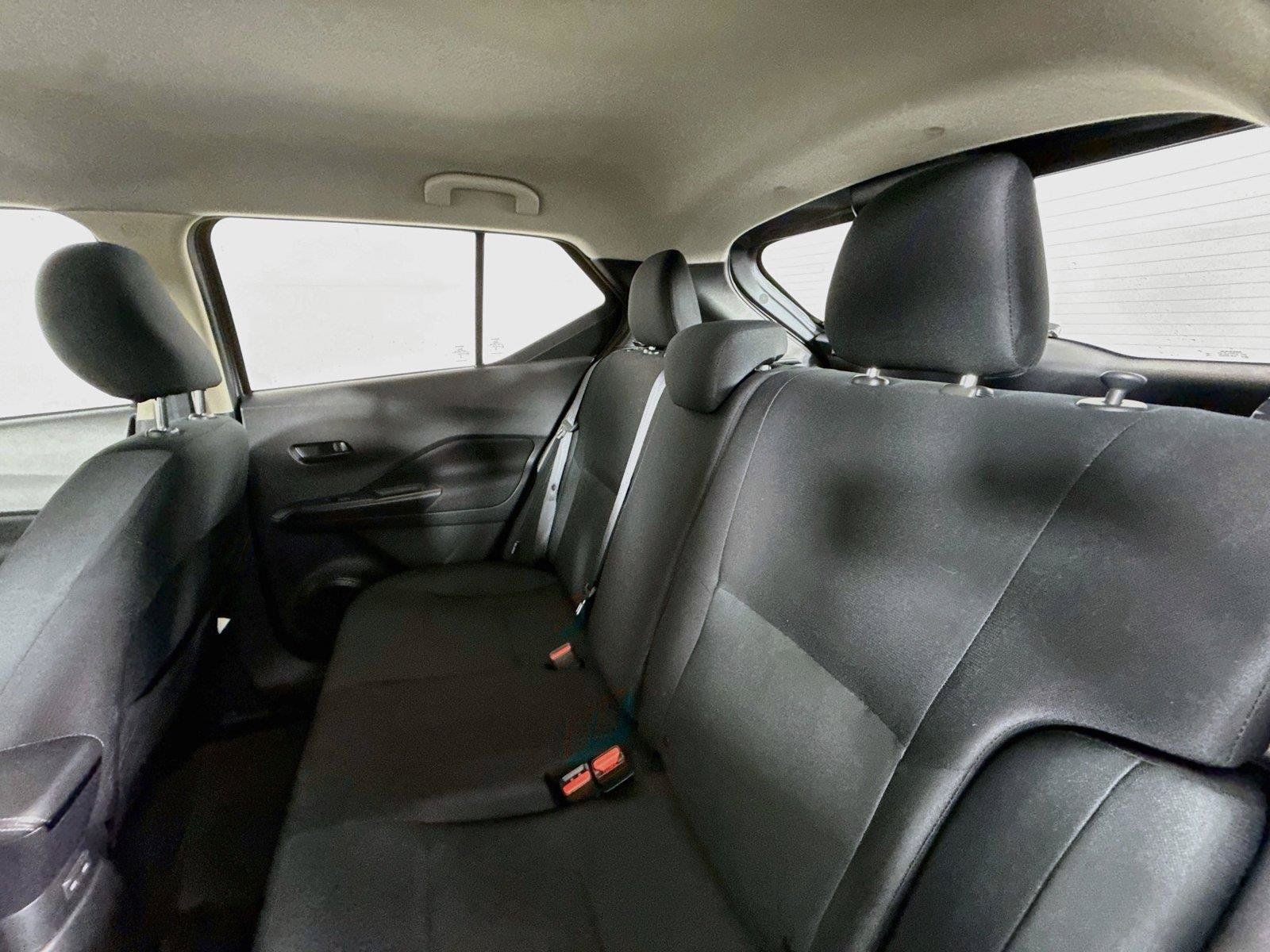 Used 2024 Nissan Kicks S FWD image 27