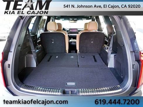 Certified 2021 Kia Telluride SX w/ Towing Package FWD image 14