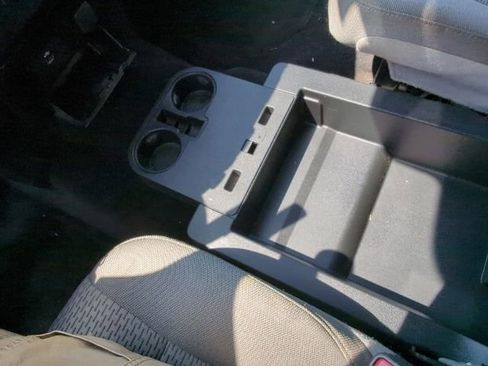 Used 2016 Ford F150 XLT AWD/4WD image 19