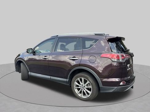 Used 2018 Toyota RAV4 Limited FWD image 7