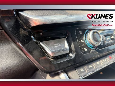 Used 2024 GMC Sierra 1500 Denali w/ Denali Reserve Package AWD/4WD image 33