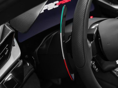 Used 2023 Ferrari SF90 Spider image 49