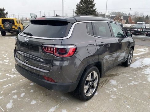 Certified 2018 Jeep Compass Limited w/ Navigation Group image 3