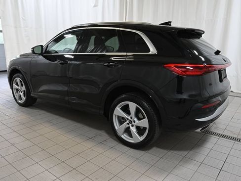 Used 2025 Audi Q5 Premium Plus w/ Premium Plus AWD/4WD image 11