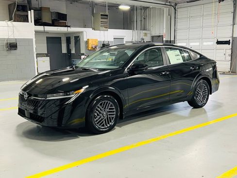 New 2027 Nissan Sentra SV FWD image 10