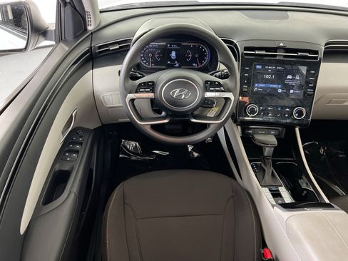 Used 2023 Hyundai Tucson SE image 20