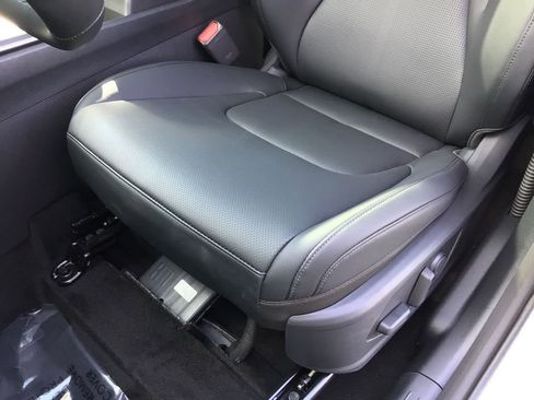 New 2026 Kia Sportage EX image 10