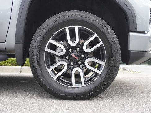 Used 2024 GMC Sierra 1500 AT4 w/ Technology Package AWD/4WD image 36
