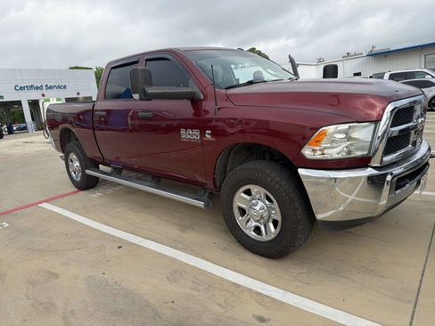 Used 2017 RAM 3500 Tradesman w/ Chrome Appearance Group image 6
