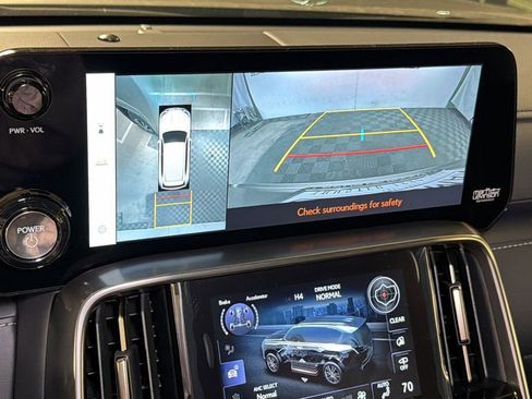 New 2026 Lexus LX 700h Luxury image 31