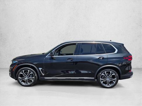 Certified 2025 BMW X5 xDrive40i AWD/4WD image 10