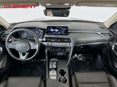 Used 2025 Genesis G70 2.5T RWD image 12