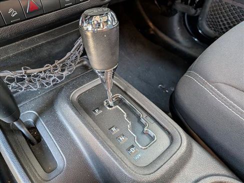 Used 2013 Jeep Wrangler Unlimited Sahara w/ Connectivity Group image 12