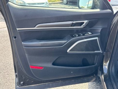 Used 2021 Kia Telluride S FWD image 18