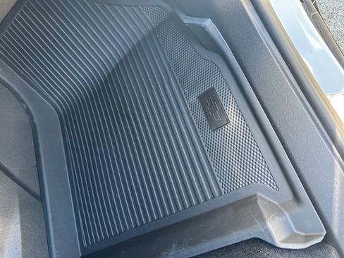 New 2026 Chevrolet Traverse RS w/ LPO, Floor Liner Package image 25