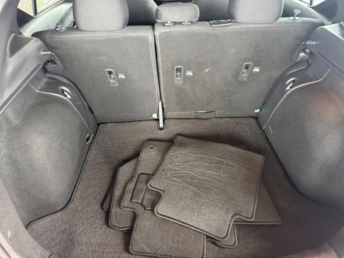 Used 2023 Nissan Kicks SR image 18