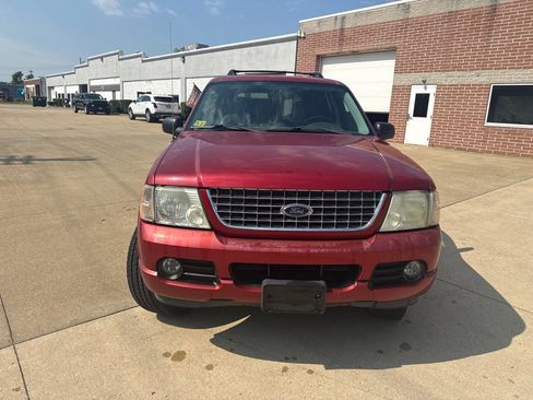 Used 2005 Ford Explorer Limited AWD/4WD image 2