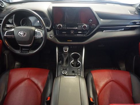 Used 2023 Toyota Highlander XSE AWD/4WD image 26