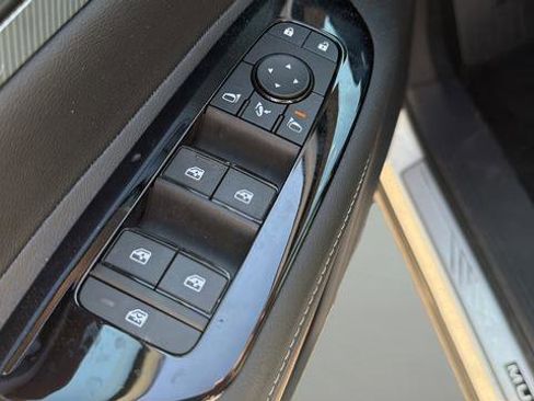 Used 2026 Nissan Murano Platinum w/ Cargo Package image 17