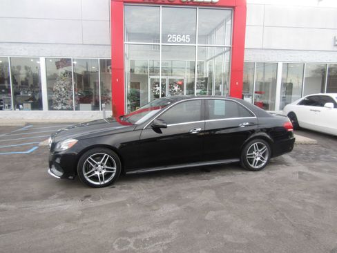 Used 2015 Mercedes-Benz E 350 4MATIC Sedan w/ Premium 1 Package image 2