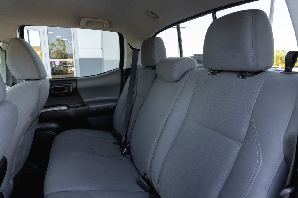 Used 2019 Toyota Tacoma SR5 RWD image 24