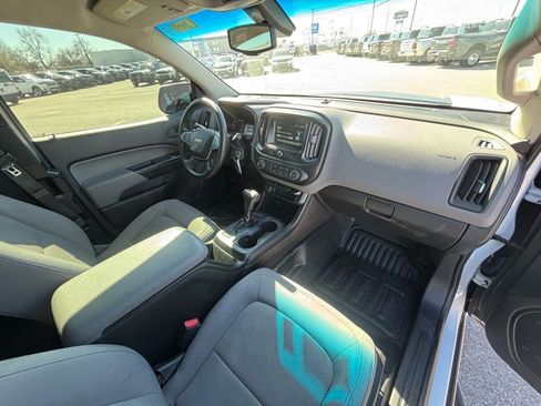 Used 2017 Chevrolet Colorado W/T w/ WT Convenience Package image 4