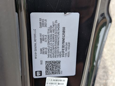 Used 2022 Chevrolet Camaro LT w/ RS Package RWD image 34