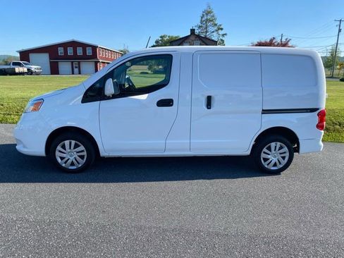 Used 2021 Nissan NV200 SV FWD image 2